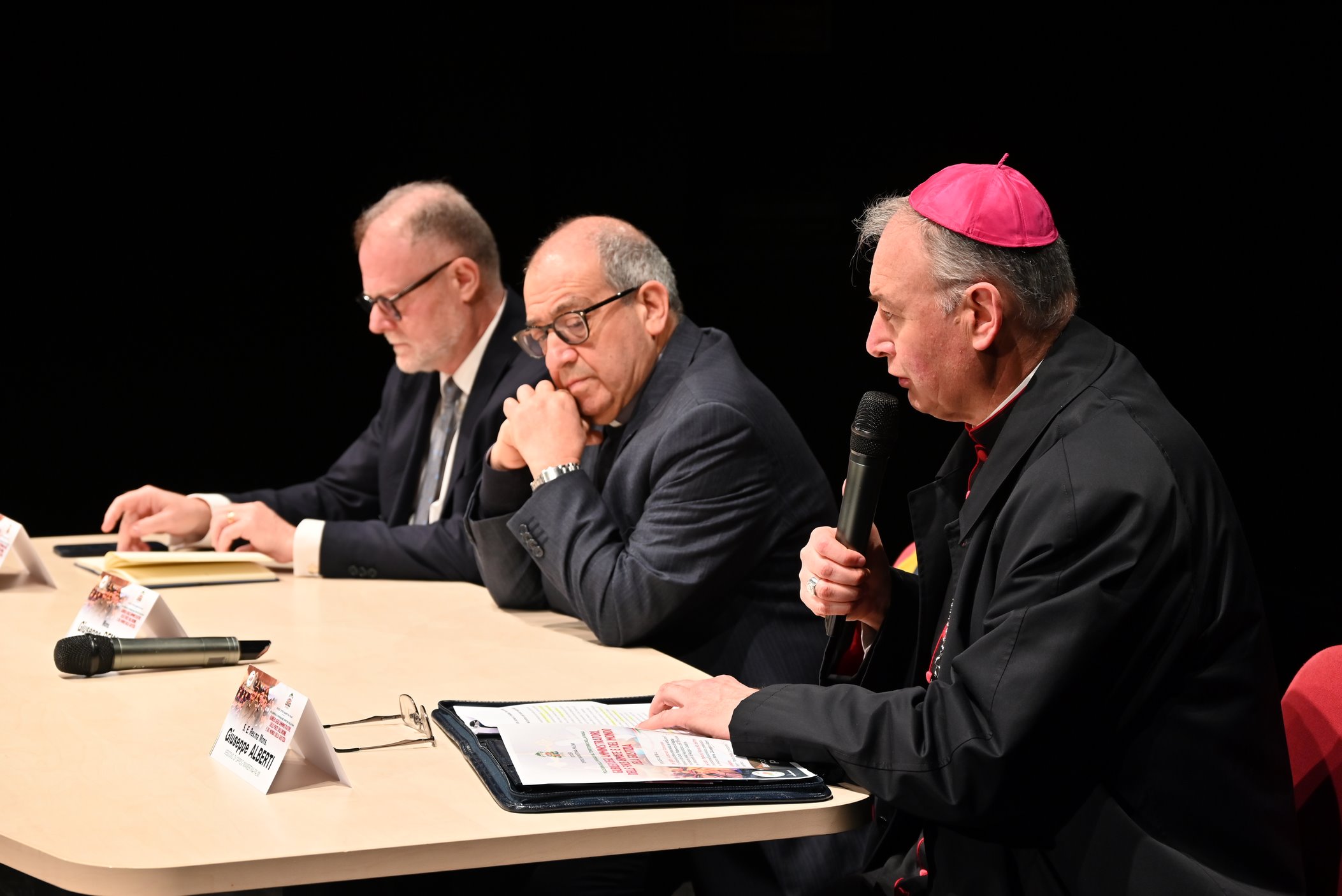 Pellegrini di speranza: un cammino condiviso tra fede, istituzioni e giustizia